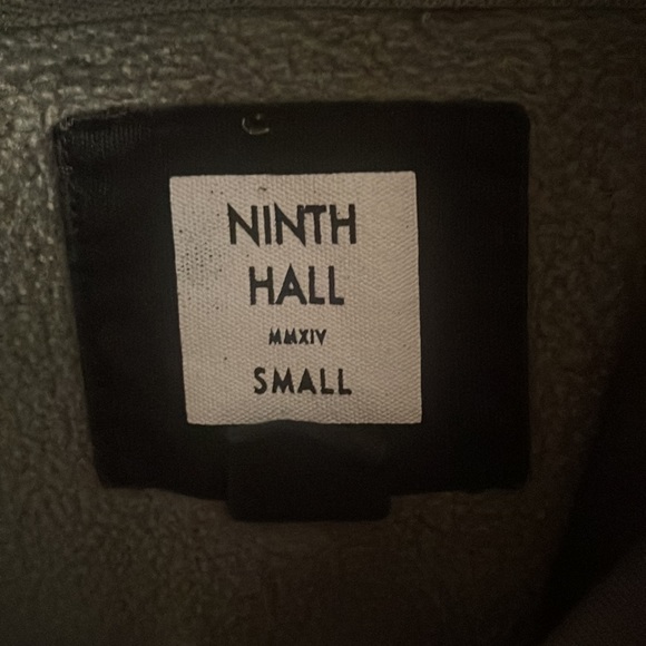 Green ripped sweatshirt - Picture 3 of 3